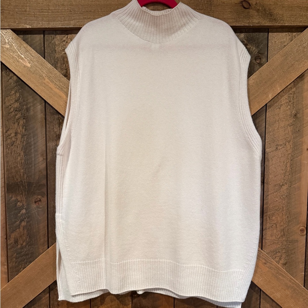 Athleta White Sleeveless Mock Neck Sweater Vest